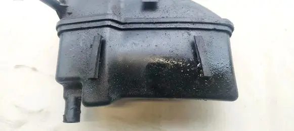 Power steering fluid tank/reservoir