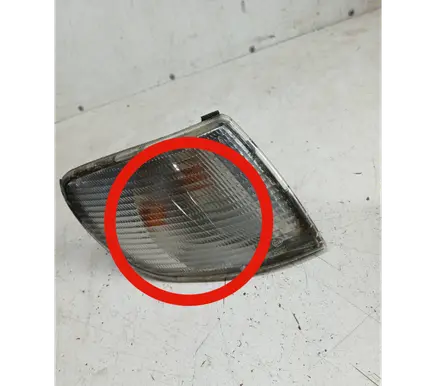Audi A6 S6 C4 4A Front indicator light 185265B