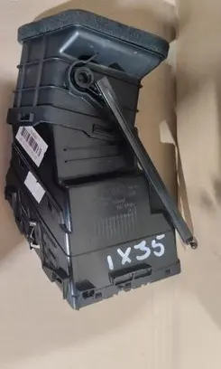 Hyundai ix35 Dashboard side air vent grill/cover trim 2S900