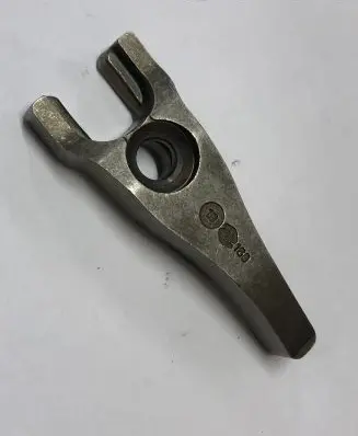 Ford Kuga II Fuel Injector clamp holder