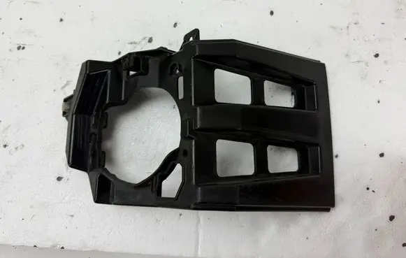 Lexus CT 200H Fog light bracket 5212676010