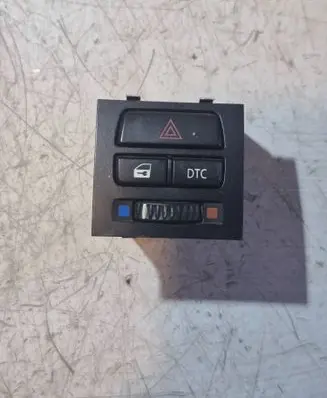BMW 3 E92 E93 Hazard light switch 9132421