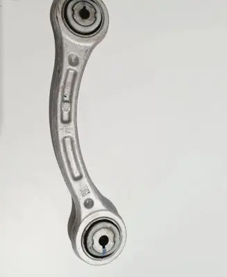 Maserati Ghibli Rear upper control arm/wishbone 670007251