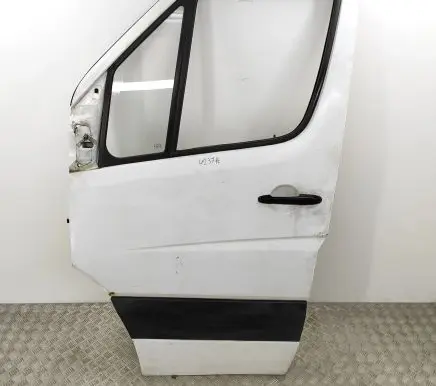 Mercedes-Benz Sprinter W906 Front door A9067200005