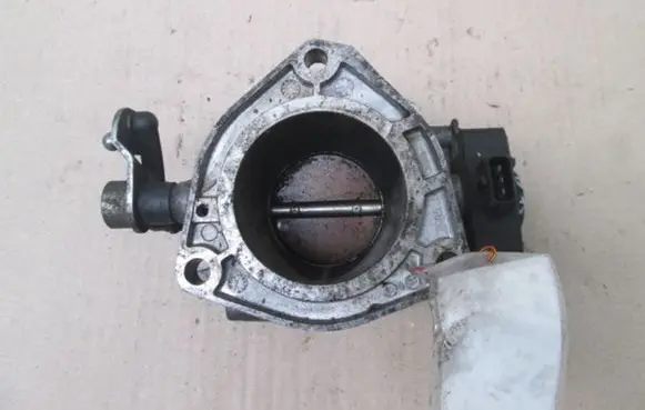 Renault Espace II Throttle body valve 