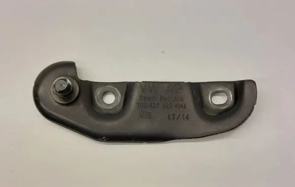 Volkswagen PASSAT B8 Shock absorber/damper mounting bracket 3G9827427