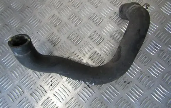 Toyota Avensis T250 Engine coolant pipe/hose