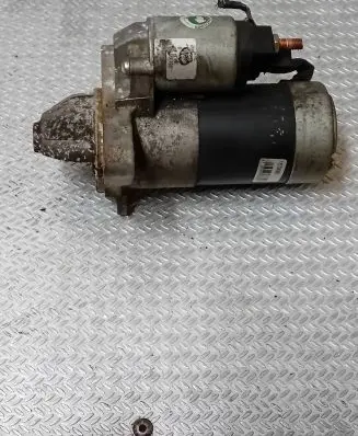 Renault Laguna III Starter motor MT80681 203065837905