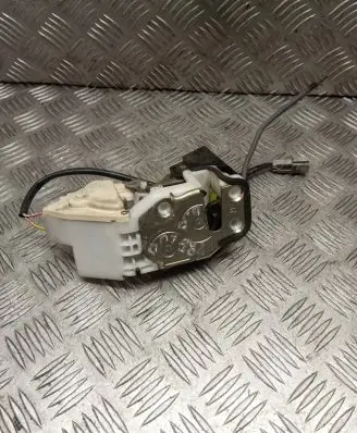 Front door lock
