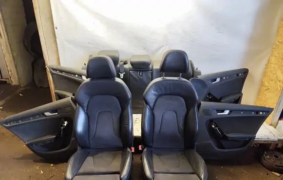 Seat set