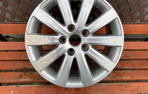 Volkswagen Multivan T5 R17 alloy rim 