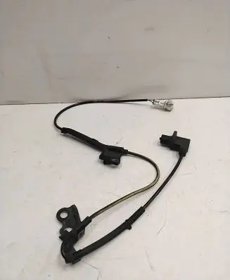 Toyota Avensis T250 ABS brake wheel speed sensor 0265006 790453