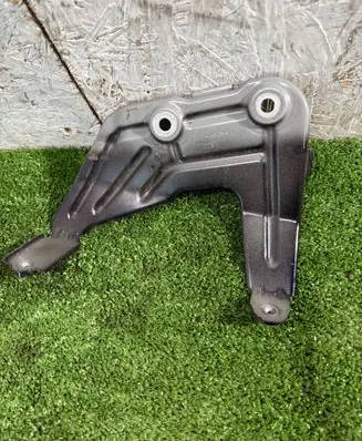 BMW iX3 Fender mounting bracket 7424678
