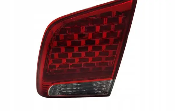 KIA Sorento Tailgate rear/tail lights