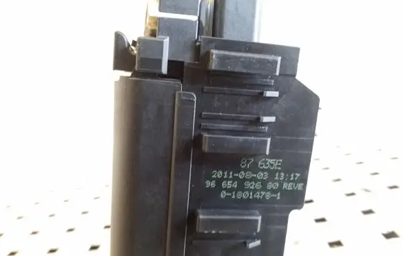 Peugeot 508 Fuse box set 9665492680