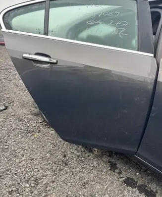 Opel Insignia A Rear door