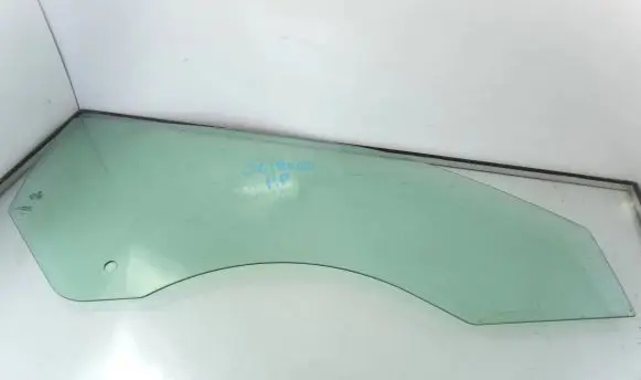 Volkswagen Scirocco Front door window/glass (coupe) 1K8845202B