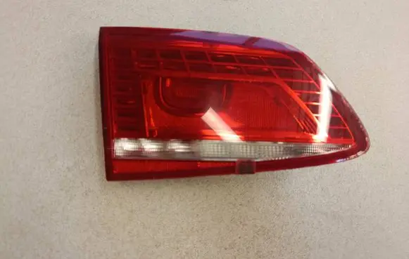 Volkswagen PASSAT B7 Tailgate rear/tail lights 179835