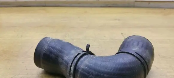 Audi A3 S3 8L Intercooler hose/pipe 1J0145838E