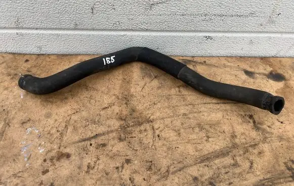 Mercedes-Benz Vito Viano W639 Engine coolant pipe/hose A6398323723 DBL625411 Z39002