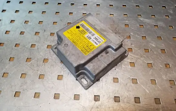Mitsubishi Grandis Airbag control unit/module MN141401