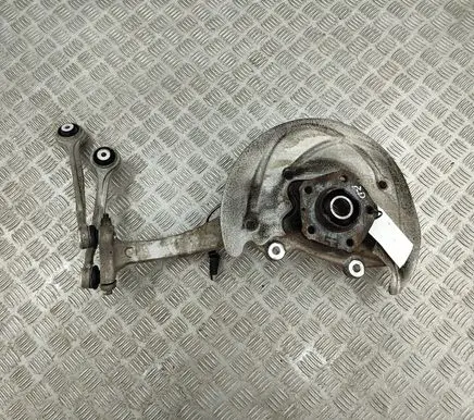 Audi A5 Front wheel hub 8W0407242F 8W0407560