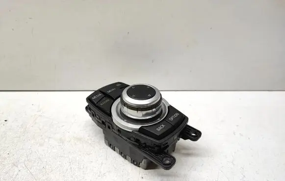BMW 3 F30 F35 F31 Head unit multimedia control 9267955