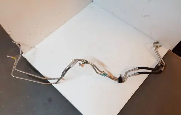 Dodge Durango Gearbox oil cooler pipe/hose 68244072AB