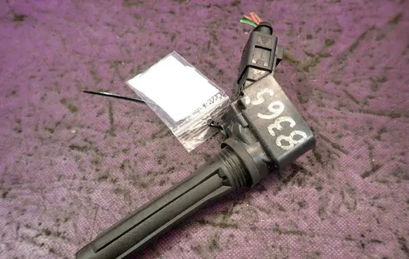 Skoda Fabia Mk3 (NJ) High voltage ignition coil 04c905110e