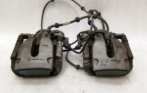 Mercedes-Benz GLS X166 Rear brake caliper A1664230681 A1664230581