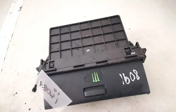 Chevrolet Captiva Other interior part tbx38