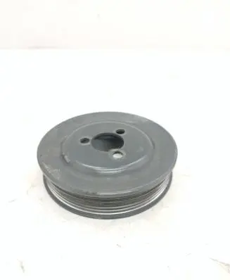 Volkswagen PASSAT B6 Water pump pulley 03D121028B