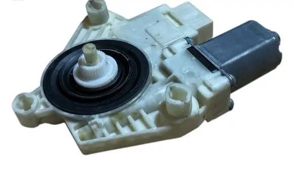 Seat Toledo IV (NH) Front door window regulator motor 5JA959611E A66992111 1300320426