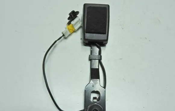 Citroen DS3 Front seatbelt buckle 9687393580 C140413 34067289