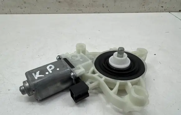 Mercedes-Benz GLB x247 Front door window regulator motor A0009065806