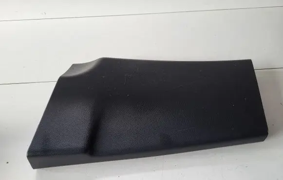 Citroen DS3 Pillar (middle) 9820797577