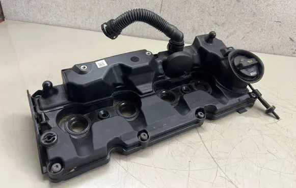 Seat Leon (5F) Rocker cam cover 03L103469AE