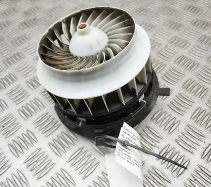 Mercedes-Benz E W238 Heater fan/blower 0130309007 F011500133
