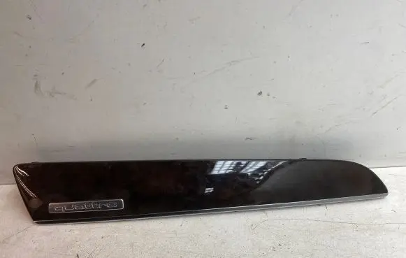 Audi Q3 8U Panel trim 8U1853190