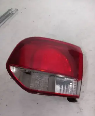 Tailgate rear/tail lights