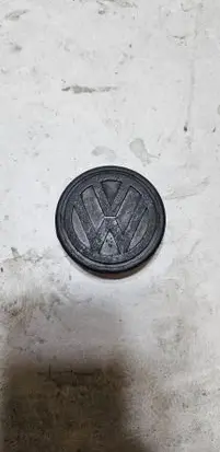 Volkswagen Golf III Original wheel cap 321601171B