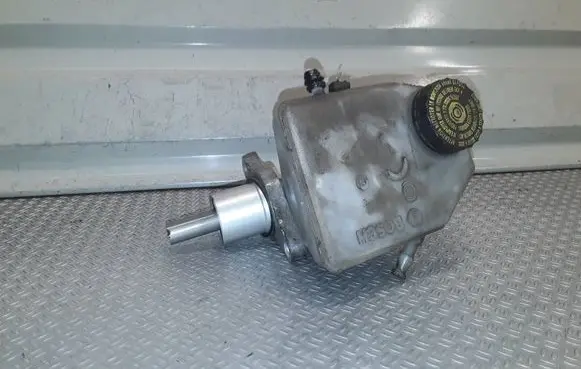 Peugeot 807 Master brake cylinder 0204224135