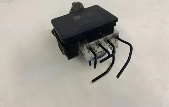 Mercedes-Benz C W205 ABS Pump A2534312800 10022007814