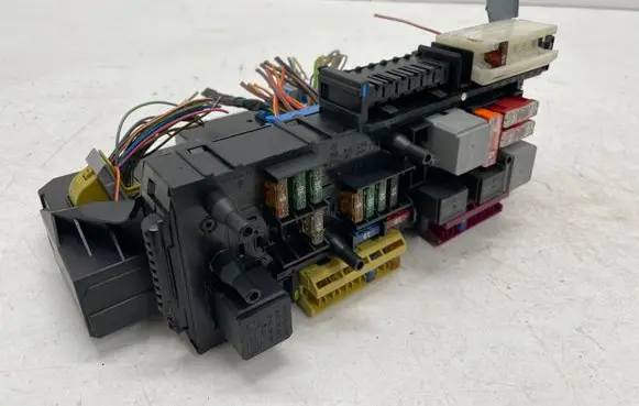 Mercedes-Benz E W212 SAM control unit 2129060005 2129012304 2129021201