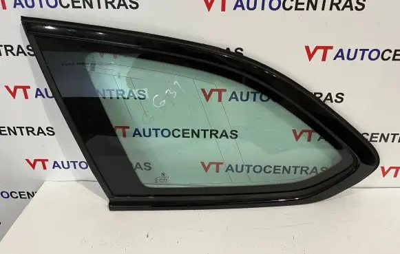 BMW 5 G30 G31 Rear side window