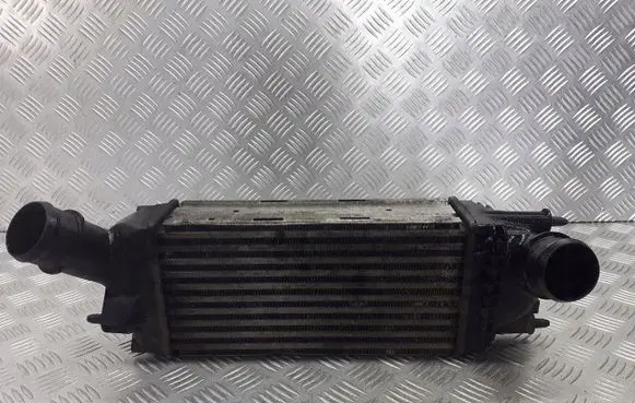 Peugeot 407 Intercooler radiator 9657073480
