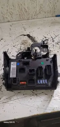 Citroen C6 Fuse module 9656148180