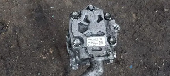 Volkswagen Transporter - Caravelle T5 Power steering pump 7E0422154E