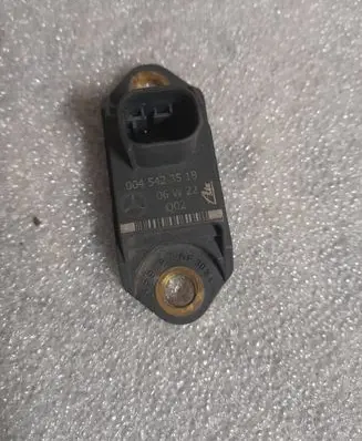 Mercedes-Benz R W251 Airbag deployment crash/impact sensor a0045423518 0045423518