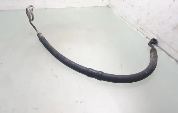Power steering hose/pipe/line